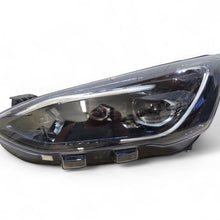 Laden Sie das Bild in den Galerie-Viewer, Frontscheinwerfer Ford Focus JX7B-13E017-CH Full LED Links Headlight SCH4925260803na