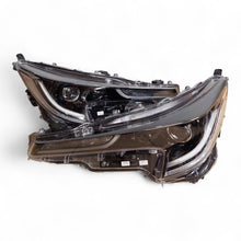 Laden Sie das Bild in den Galerie-Viewer, Frontscheinwerfer Toyota Corolla 450982 L331819 450983 L331832 LED Ein Satz