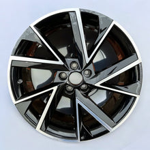 Laden Sie das Bild in den Galerie-Viewer, 1x Alufelge 18 Zoll 7.0&quot; 5x100 39ET Glanz 657601025G Skoda Fabia Scala Kamiq