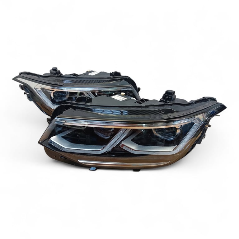 Frontscheinwerfer VW Tiguan 5NB941082 LED Ein Satz Scheinwerfer Headlight