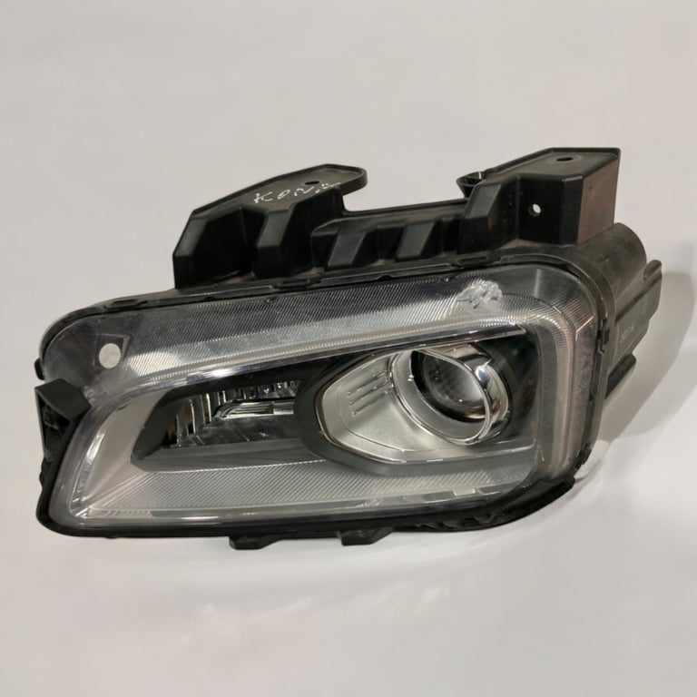 Frontscheinwerfer Hyundai Kona Ein Stück (Rechts oder Links) Headlight SCH9651687881gi