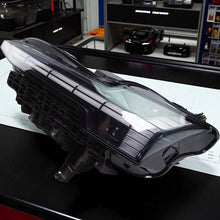 Load image into Gallery viewer, Frontscheinwerfer Volvo 80000401 Links Scheinwerfer Headlight SCH9962060048bo