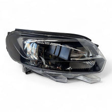 Laden Sie das Bild in den Galerie-Viewer, Frontscheinwerfer Opel Zafira Vivaro C 9832836480 Xenon Rechts Headlight SCH2736111602di