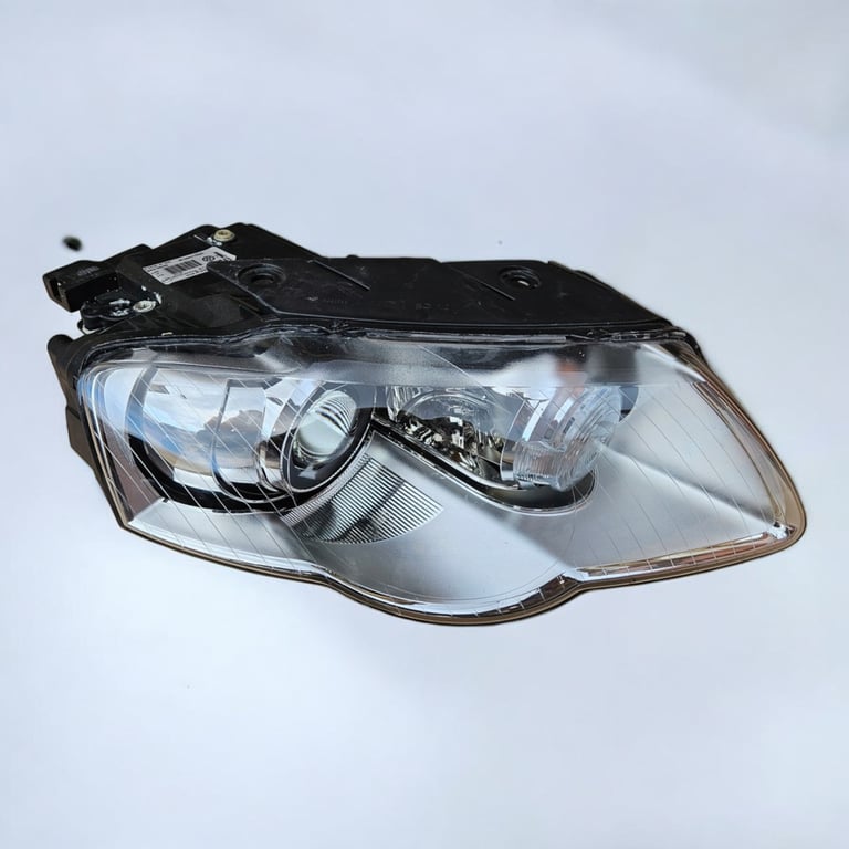 Frontscheinwerfer VW Passat 3C0941752K Xenon Rechts Scheinwerfer Headlight