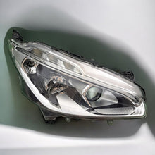 Load image into Gallery viewer, Frontscheinwerfer Peugeot 208 LED Rechts Scheinwerfer Headlight