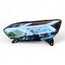 Laden Sie das Bild in den Galerie-Viewer, Frontscheinwerfer Dacia Sandero III Logan 260602561R Links Headlight