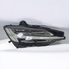 Load image into Gallery viewer, Frontscheinwerfer Volvo S60 V60 Rechts Scheinwerfer Headlight SCH8158400489pt