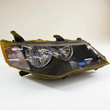 Laden Sie das Bild in den Galerie-Viewer, Frontscheinwerfer Mitsubishi Outlander 20-12159-05-2 Xenon Rechts Headlight