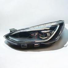 Laden Sie das Bild in den Galerie-Viewer, Frontscheinwerfer Ford Focus JX7B-13E017-AJ FULL LED Links Headlight