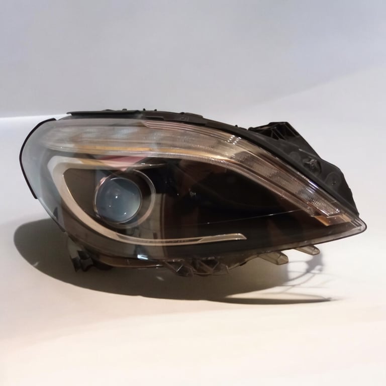 Frontscheinwerfer Mercedes-Benz W246 Xenon Rechts Scheinwerfer Headlight