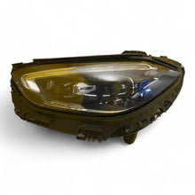 Laden Sie das Bild in den Galerie-Viewer, Frontscheinwerfer Mercedes-Benz W206 A2069065304 LED Rechts oder Links SCH4592543923xa