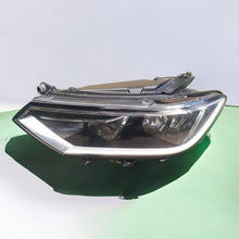 Laden Sie das Bild in den Galerie-Viewer, Frontscheinwerfer VW Passat B8 90049907 Links Scheinwerfer Headlight