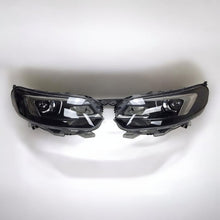 Laden Sie das Bild in den Galerie-Viewer, Frontscheinwerfer Opel Vivaro Zafira Life Ein Stück (Rechts oder Links) SCH2965497729tf