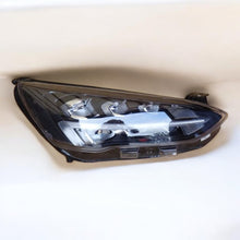 Laden Sie das Bild in den Galerie-Viewer, Frontscheinwerfer Ford Focus Rechts Scheinwerfer Headlight SCH9461858892xw