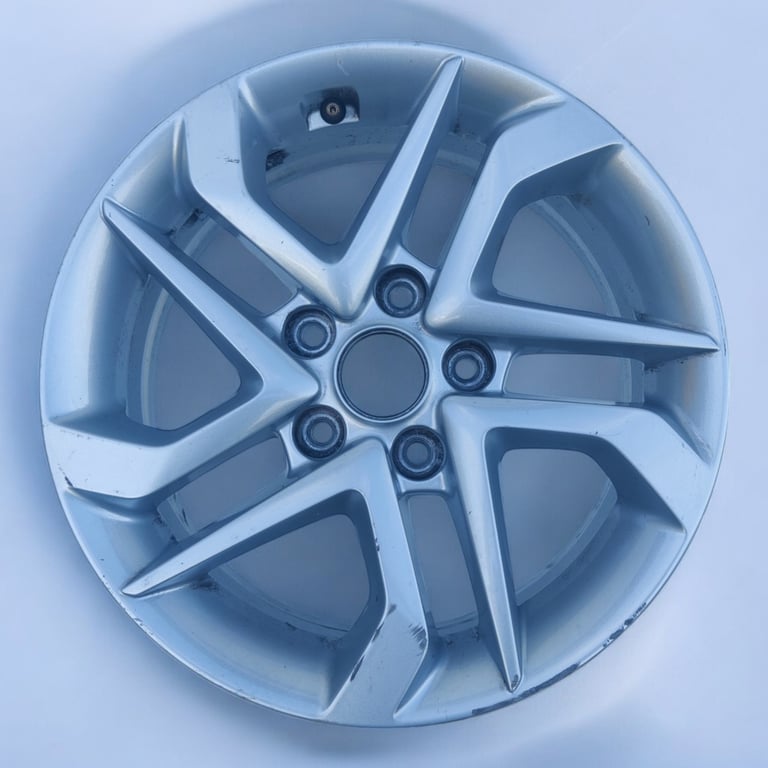 1x Alufelge 16 Zoll 6.5" 5x114.3 52910-D7110 Hyundai Tucson Rim Wheel