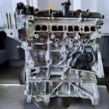 Laden Sie das Bild in den Galerie-Viewer, Motor Mazda Cx3 PE01 2.0 Benzin Engine Unkomplett