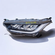 Load image into Gallery viewer, Frontscheinwerfer Toyota Yaris Links Scheinwerfer Headlight