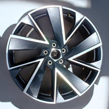 Laden Sie das Bild in den Galerie-Viewer, 1x Alufelge 20 Zoll 8.0&quot; 5x112 45ET 5LA601025 Skoda Enyaq Rim Wheel
