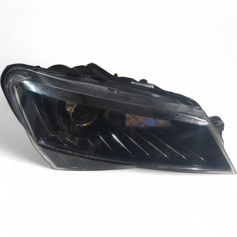 Frontscheinwerfer Skoda Superb III 3V1941016B 3V1941016 Xenon Rechts Headlight