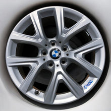 Laden Sie das Bild in den Galerie-Viewer, 1x Alufelge 17 Zoll 6.5" 5x112 39ET 6856076 BMW F39 F48 Rim Wheel FEL8950176700tb