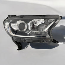 Load image into Gallery viewer, Frontscheinwerfer Ford Ranger Rechts Scheinwerfer Headlight