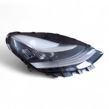 Laden Sie das Bild in den Galerie-Viewer, Frontscheinwerfer Tesla 3 Y 1077376-50-B LED Rechts Scheinwerfer Headlight