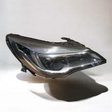 Laden Sie das Bild in den Galerie-Viewer, Frontscheinwerfer Opel Astra K 13401142 Rechts Scheinwerfer Headlight