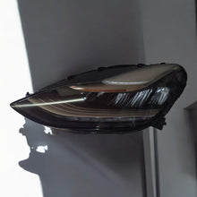 Load image into Gallery viewer, Frontscheinwerfer Tesla Model 1077375-50-B LED Links Scheinwerfer Headlight
