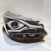Load image into Gallery viewer, Frontscheinwerfer Toyota Yaris LED Rechts Scheinwerfer Headlight