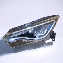 Load image into Gallery viewer, Frontscheinwerfer Renault Zoe 260609388R 1006E003 LED Links Headlight