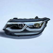 Load image into Gallery viewer, Frontscheinwerfer VW Tiguan 5NB941081H Links Scheinwerfer Headlight