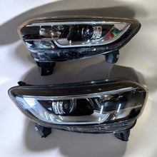 Laden Sie das Bild in den Galerie-Viewer, Frontscheinwerfer Renault Kadjar 260104607R 260602051R Ein Satz Headlight SCH2173756939en
