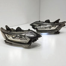 Laden Sie das Bild in den Galerie-Viewer, Frontscheinwerfer Mitsubishi Outlander III EA4443332343 Full LED Ein Stück