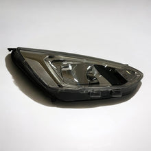 Laden Sie das Bild in den Galerie-Viewer, Frontscheinwerfer Ford Focus JX7B13W029AE Rechts Scheinwerfer Headlight