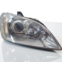 Laden Sie das Bild in den Galerie-Viewer, Frontscheinwerfer Ford Focus C-Max 3M51-13005-EH Xenon Rechts Headlight SCH5460750588pk