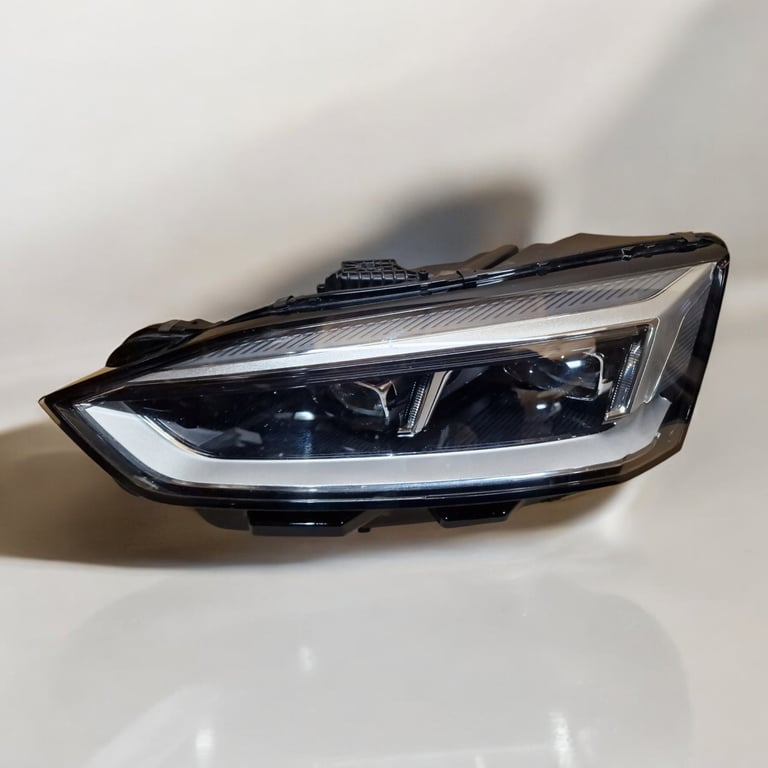 Frontscheinwerfer Audi A5 B9 8W6941035E Links Scheinwerfer Headlight