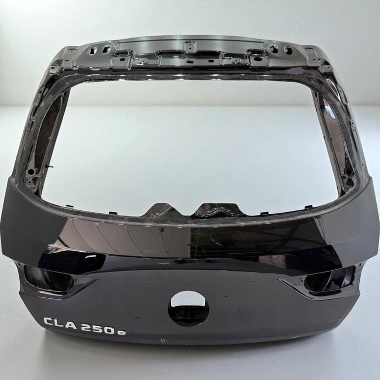 Heckklappe Mercedes-Benz Cla APJ1139 Rückseite kofferraumklappe Tailgate