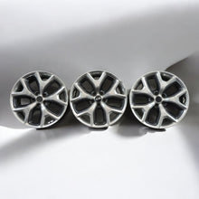 Load image into Gallery viewer, 1x Alufelge 19 Zoll 7.5&quot; 5x114.3 49ET Glanz Grau 52910-C5330 Kia Sorento III Mg