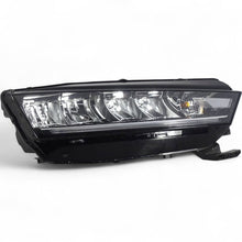 Laden Sie das Bild in den Galerie-Viewer, Frontscheinwerfer Skoda Octavia IV 5E4941016 Full LED Rechts Headlight SCH1712027713gn