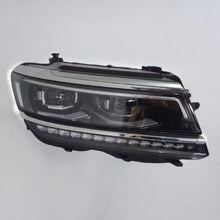 Laden Sie das Bild in den Galerie-Viewer, Frontscheinwerfer VW Tiguan Allspace 5NN941082C LED Rechts Headlight