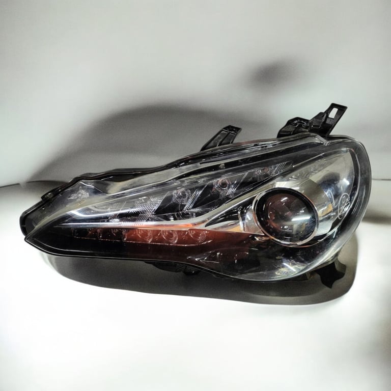 Frontscheinwerfer Toyota 42390976F32 LED Ein Stück (Rechts oder Links) Headlight SCH8357760354um