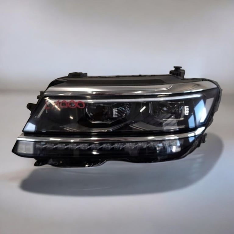 Frontscheinwerfer VW Tiguan 5NB941081 Links Scheinwerfer Headlight