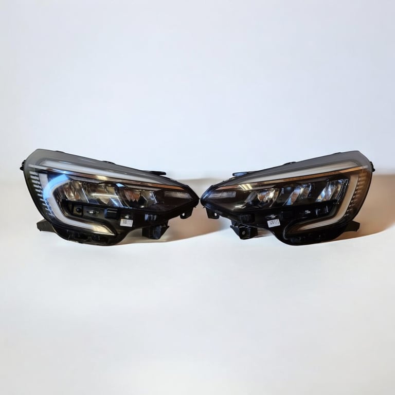 Frontscheinwerfer Renault Clio V 260104922R LED Ein Stück (Rechts oder Links)