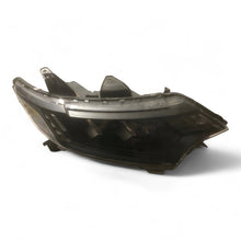 Laden Sie das Bild in den Galerie-Viewer, Frontscheinwerfer Mitsubishi Outlander III 8301D3-32 LED Rechts Headlight