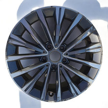 Laden Sie das Bild in den Galerie-Viewer, 1x Alufelge 17 Zoll 7.5&quot; 5x120 54ET Glanz 6856085 BMW 1 F40 Rim Wheel