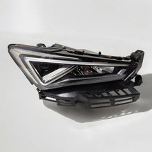 Laden Sie das Bild in den Galerie-Viewer, Frontscheinwerfer Seat Tarraco 5FJ941008K Rechts Scheinwerfer Headlight