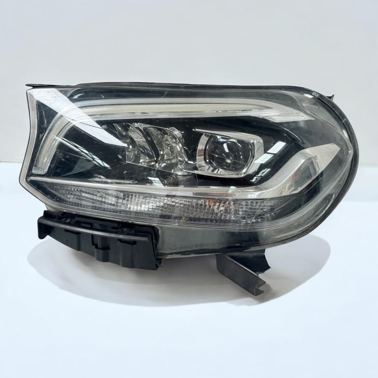 Frontscheinwerfer Mercedes-Benz A4709060800 Links Scheinwerfer Headlight