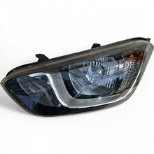 Load image into Gallery viewer, Frontscheinwerfer Hyundai I20 92101-1J5 Links Scheinwerfer Headlight