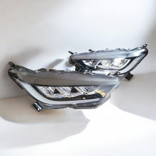 Load image into Gallery viewer, Frontscheinwerfer Toyota Yaris 81150-K008 LED Links Scheinwerfer Headlight SCH2093493677gt