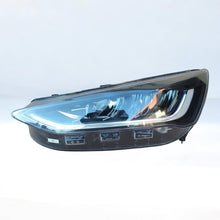 Laden Sie das Bild in den Galerie-Viewer, Frontscheinwerfer Ford Focus NX7B-13E015-CD NX7B13E015CD 020101 Links Headlight